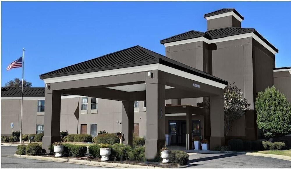 Country Inn & Suites By Radisson, Dunn, Nc Bagian luar foto