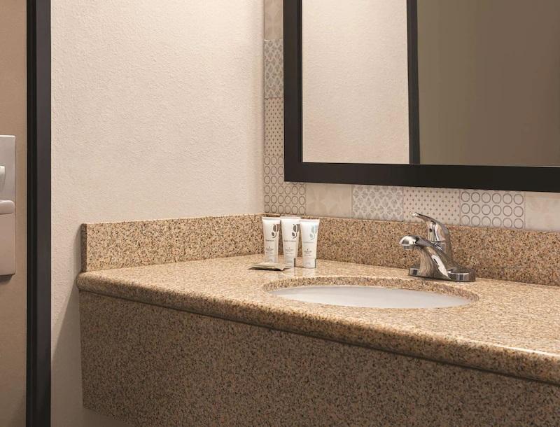 Country Inn & Suites By Radisson, Dunn, Nc Bagian luar foto